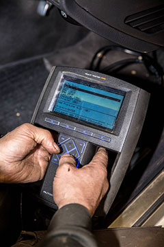 Vehicle Diagnostice in MEwbury & Thatcham from Station Tyres and Service Centre